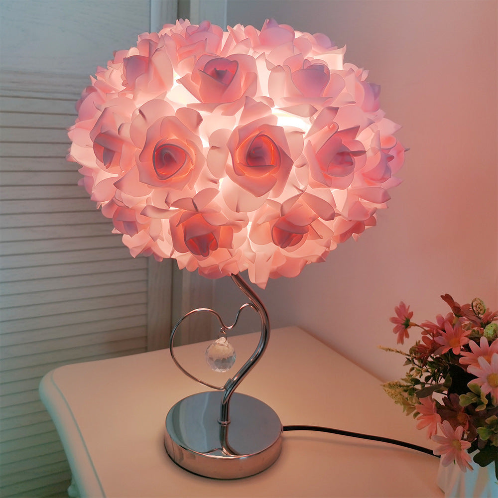 Rose-shaped table lamp