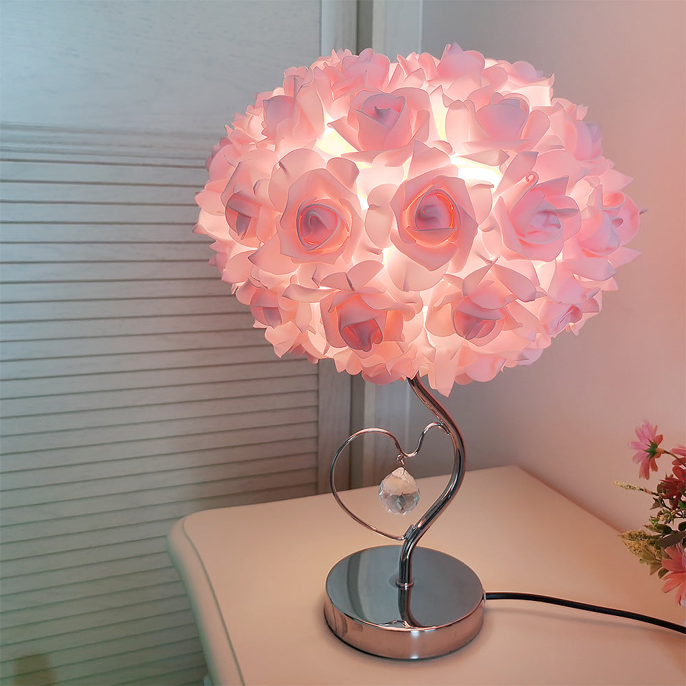 Rose-shaped table lamp